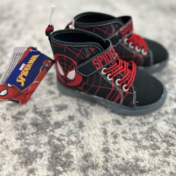 Spider-Man Black and Red High-Top Sneakers - Picture 1 of 4